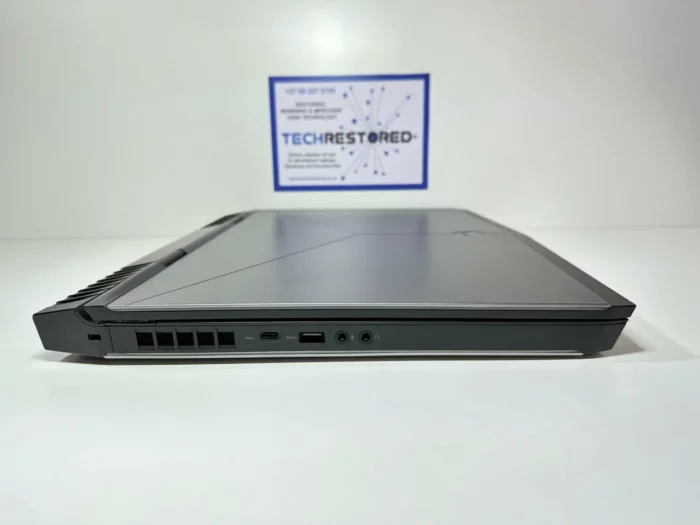 Refurbed Dell Alienware 17 R4 Laptop | TechRestored